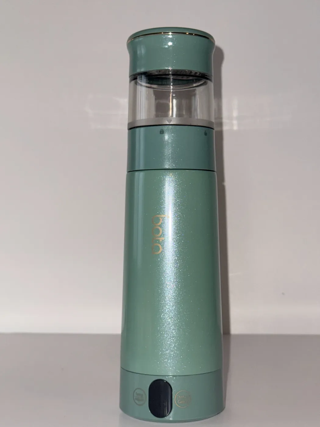 BOTA electric tea bottle in Mint Green, front view